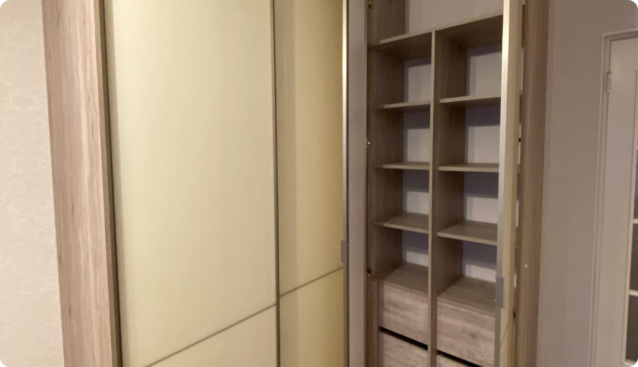 {{ images.fVEilnlWUm.alt }}